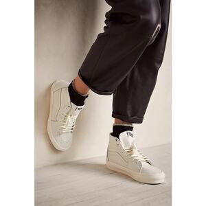 Vans Sk8-Hi Tapered Leather Sneakers Marshmallow - 8 W / 6.5 M